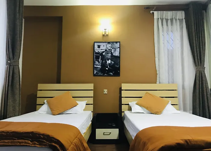 The Majestic Couette-café 3*